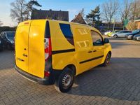 Gebraucht Renault Kangoo Basis 90 PS (66 kW) 2018 Gelb Van / Kleinbus