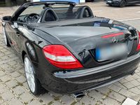 Second-hand Mercedes SLK200 160 CP (117 kW) 2006 Negru Cabrio