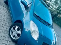 Gebraucht Toyota Yaris 87 PS (63 kW) 2006 Blau Kleinwagen