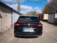 Gebraucht Renault Talisman Bose Edition 160 PS (117 kW) 2017 Schwarz Kombi