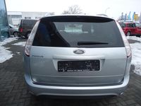 Gebraucht Ford Focus Viva 101 PS (74 kW) 2010 Silber Kombi