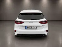 Gebraucht Kia Ceed 160 PS (117 kW) 2024 Weiß Kleinwagen