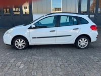 Gebraucht Renault Clio IV Expression 75 PS (55 kW) 2012 Weiß Limousine