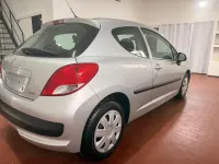 Gebraucht Peugeot 207 Tendance 90 PS (66 kW) 2009 Kleinwagen