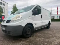Gebraucht Renault Trafic 114 PS (83 kW) 2013 Weiß Van / Kleinbus