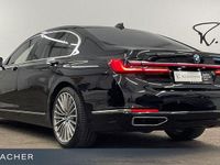 Gebraucht BMW 750L Efficient Dynamics 400 PS (294 kW) 2020 Saphirschwarz metallic Limousine