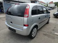 Gebraucht Opel Meriva 101 PS (74 kW) 2003 Silber Van / Kleinbus