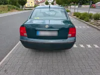 Gebraucht VW Passat 90 PS (66 kW) 1998 Grün Limousine