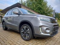 Gebraucht Suzuki Vitara 129 PS (94 kW) 2022 Grau SUV