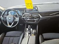 Gebraucht BMW 530e Sport Line 252 PS (185 kW) 2019 Weiß Limousine