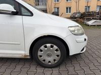 Gebraucht VW Golf V S 140 PS (102 kW) 2007 Weiß Limousine