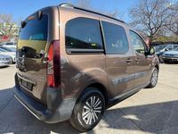 Gebraucht Peugeot Partner Tepee Outdoor 120 PS (88 kW) 2013 Gold Van / Kleinbus