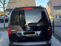 Gebraucht VW Caddy Maxi 131 PS (96 kW) 2019 Schwarz Van / Kleinbus