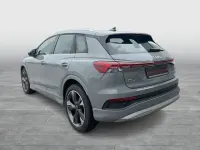 Gebraucht Audi Q4 e-tron Advanced 150 kW (204 PS) 2023 Kieselgrau SUV