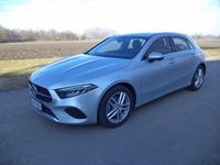 Gebraucht Mercedes A200 163 PS (119 kW) 2023 Silber Limousine