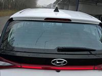 Gebraucht Hyundai i20 101 PS (74 kW) 2020 Weiß Kleinwagen