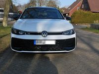Gebraucht VW Passat R-line 150 PS (110 kW) 2024 Weiß Kombi