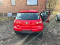 Gebraucht VW Golf VI 102 PS (75 kW) 2008 Rot Kleinwagen