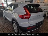 Second-hand Volvo XC40 Momentum 163 CP (119 kW) 2019 Argintiu SUV