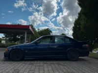 Gebraucht BMW 320 150 PS (110 kW) 1997 Blau Limousine