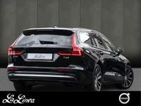 Gebraucht Volvo V60 Core 349 PS (256 kW) 2025 Schwarz Kombi