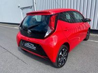 Gebraucht Toyota Aygo 72 PS (52 kW) 2019 Rot Kleinwagen