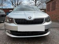 Gebraucht Skoda Fabia Joy 60 PS (44 kW) 2016 Silber Kleinwagen