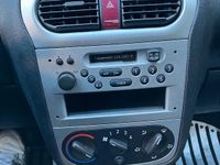 Gebraucht Opel Corsa 75 PS (55 kW) 2003 Schwarz Kleinwagen