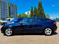 Gebraucht Mercedes C180 143 PS (105 kW) 2004 Blau