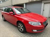 Gebraucht Volvo V70 120 PS (88 kW) 2015 Rot Kombi