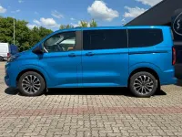 Neu Ford Tourneo Titanium X 150 PS (110 kW) 2026 Digital aqua blue Van / Kleinbus