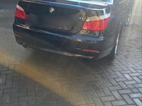 Gebraucht BMW 523 190 PS (139 kW) 2010 Blau Limousine