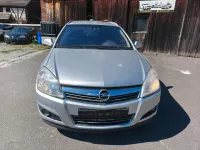 Gebraucht Opel Astra 110 PS (80 kW) 2010 Silber Kombi