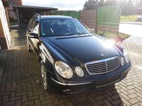 Gebraucht Mercedes E200 Sport 163 PS (119 kW) 2005 Obsidianschwarz  metalliclack Kombi