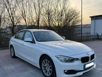 Gebraucht BMW 320 Performance 163 PS (119 kW) 2012 Weiß Limousine