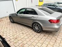 Second-hand Mercedes E250 211 CP (155 kW) 2013 Argintiu Berlinǎ