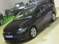 Gebraucht VW Golf VIII Life 116 PS (85 kW) 2022 Deep black pearlescent (metallic) Kombi
