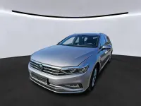Gebraucht VW Passat Elegance 150 PS (110 kW) 2023 Silber Kombi