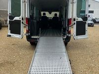 Gebraucht Ford Transit 125 PS (91 kW) 2016 Weiß Kombi