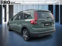 Używany Dacia Jogger Expression 94 KM (69 kW) 2025 Zielony Minivan