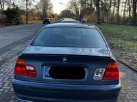 Gebraucht BMW 318 143 PS (105 kW) 2001 Blau Limousine