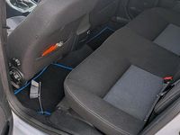 Gebraucht Ford Mondeo 140 PS (102 kW) 2012 Grau Kombi