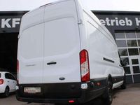 Gebraucht Ford Transit 131 PS (96 kW) 2022 Weiß Pickup