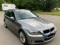 Gebraucht BMW 318 143 PS (105 kW) 2012 Grau Kombi