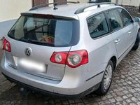 Gebraucht VW Passat 140 PS (102 kW) 2008 Silber Kombi