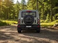 Neu BAW 212 166 PS (122 kW) 2026 Wüstengelb SUV
