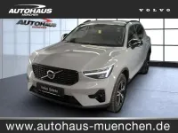 Używany Volvo XC40 Plus 197 KM (144 kW) 2024 Szary SUV
