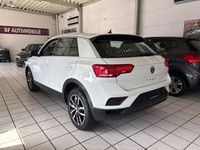 Gebraucht VW T-Roc Basis 116 PS (85 kW) 2018 Weiß SUV