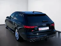 Gebraucht Audi S4 Ambiente 341 PS (250 kW) 2023 Mythosschwarz metallic Kombi