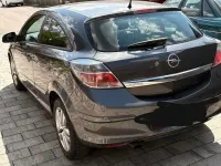 Gebraucht Opel Astra GTC Sport 116 PS (85 kW) 2010 Grau Limousine